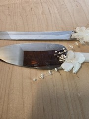 Wedding Cake Knife Set Stainless Steel Faux Pearl Handles – Used
