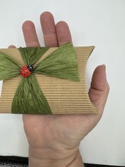 20 Pcs Corrugated Kraft Pillow Box Gift Party Favor Jewelry Candy Goody Bag