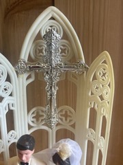 Wilton Vintage Plastic Cathedral Bride And Groom Classic Wedding Cake Topper 9”
