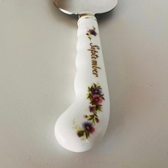 Royal Albert ‘September’ Cake Knife – English Porcelain, Flower of the Month