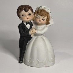 Vintage 1960s Lefton Porcelain Bride and Groom Figurine 3.5″ Wedding Cake Topper