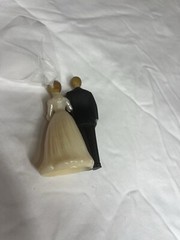Vintage Wedding Cake Topper Lt Brown Haired Couple White Corsage Red Flowers