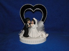 New Elegant Mirrored Heart Medium skin Kissing Bridal Couple Wedding Caketop 359