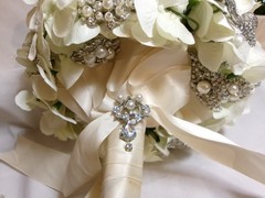 Vtg Wedding Handmade Brooch Bouquet Flowers~Rhinestones~+Table Tents Bridal Lot
