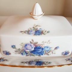 Royal Albert Moonlight Rose Butter Dish with Lid – 1st Quality English Bone Chin