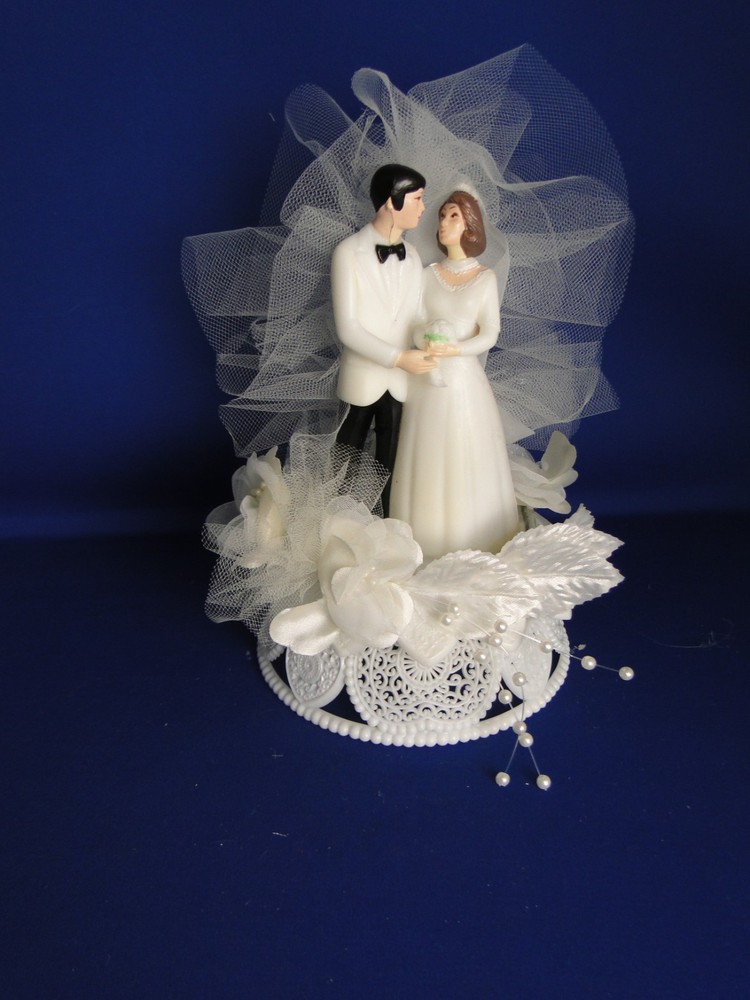 New Vintage Wilton Tender Love Wedding CakeTop, white coat, black pants 114-402