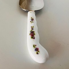Royal Albert ‘September’ Cake Knife – English Porcelain, Flower of the Month