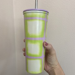 Straw 22oz Stainless Steel Cup With Lead Perfect for Hot and Cold Drinks