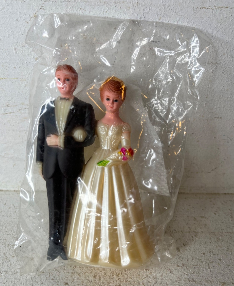 VTG 1950s 1960s Plastic Bride Groom Wedding Cake Topper 3.5″ NEW