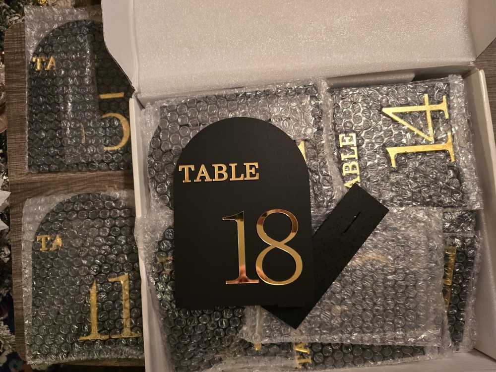 Luxury Double Sided 6×7 Black Acrylic Table Numbers 1-20 with Stands