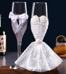 Bride & Groom Wedding Champagne Flute Set, Decorated Clear/White Glass 300ml
