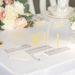 1-10 Set 5×7 Clear Arch Acrylic Table Numbers, Gold Font, Stands, Head Sign