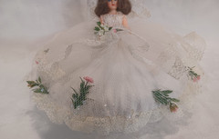 VINTAGE HAND MADE TULLE BRIDE PILLOW CENTERPIECE BRIDAL SHOWER