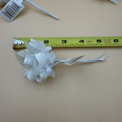 Amscan Satin Sheer Five Flowers With Rhinestones Mini Picks White