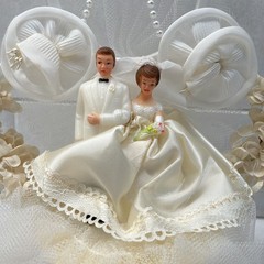 Vintage MCM Wedding Cake Topper with Bride & Groom, Flowers, Lace Ivory