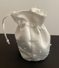 White SATIN POUCH BAG with BEADS Pearl Wedding Favor Guest BOMBONIERE