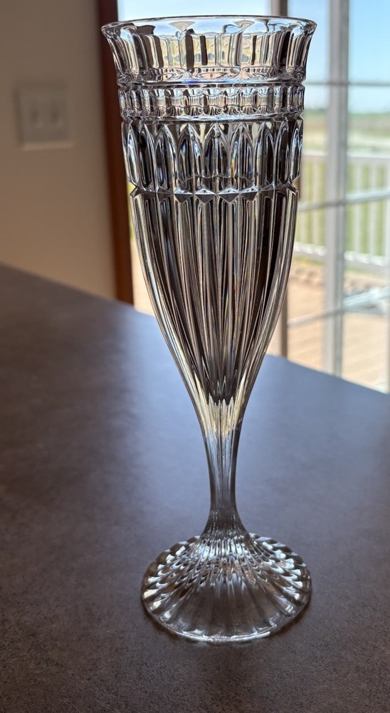 Mikasa Titan Crystal Champagne Toasting Flute 8 3/4” Tall Vertical Cut (1 glass)