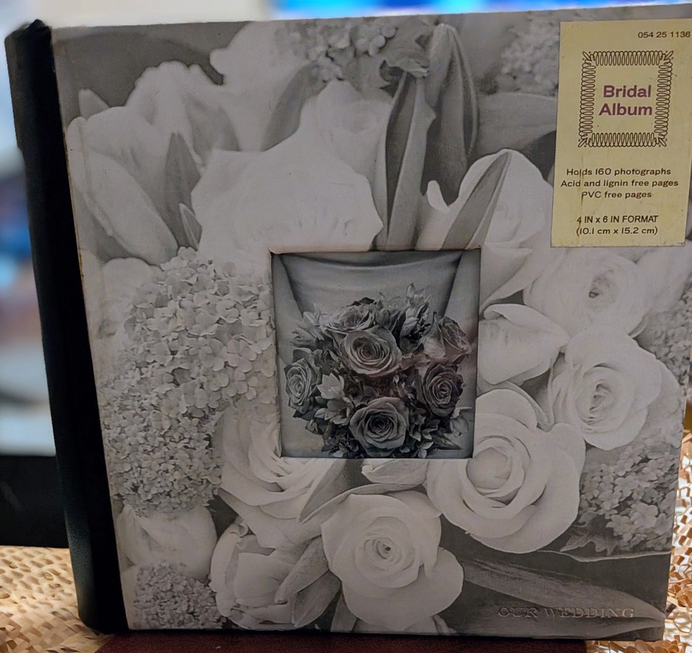 Our Wedding Bridal Album for 4″ x 6″ Photos NEW