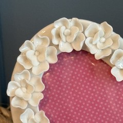 Ceramic Heart Photo Frame White Floral Wedding Valentine Cottagecore 7.5″