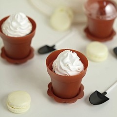 12 TERRACOTTA Mini Flower Pot DESSERT CUPS Lid Shovel Spoon Party Decorations