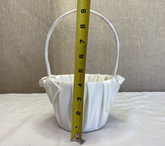 STUDIO HIS & HERS Bridal Wedding Flower Girl Basket Satin White Bow 2011