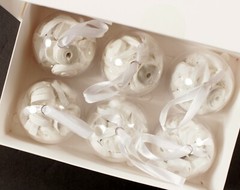 Wedding Confetti Streamer Celebration White No Mess Streamer Throwers 6 Per Box