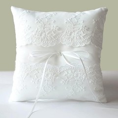 Wedding Ring Pillow, Lace Pearl Ivory Ring Bearer Cushion for Wedding Party |…