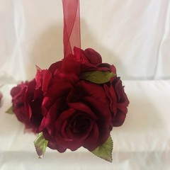 16 pc Artificial Rose Pomander/Wedding Décor / Ribbon, Burgundy/Gold w/Pew Clips