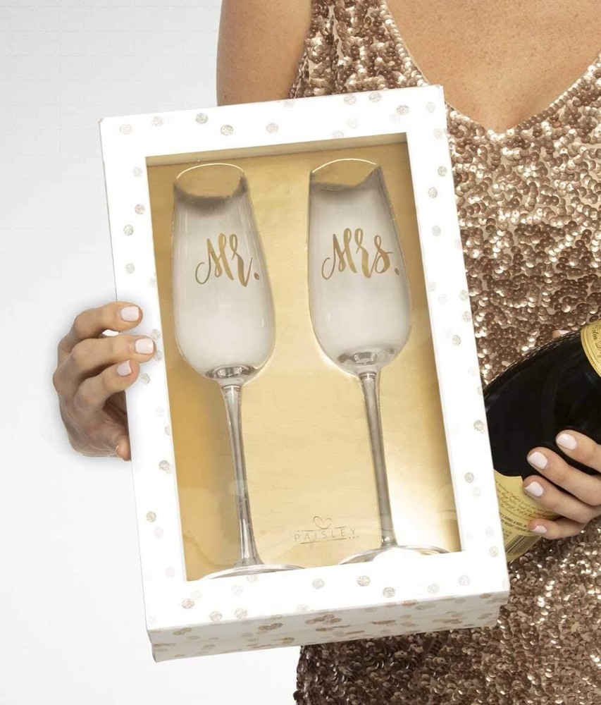 Crystal Wedding Champagne Flutes with Gift Box/Mr. & Mrs. Clear