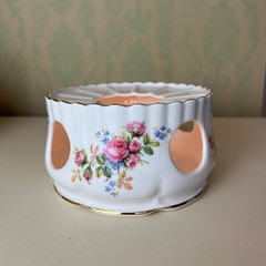 Royal Albert Moss Rose Teapot Warmer – Bone China, Floral Porcelain, English Vin