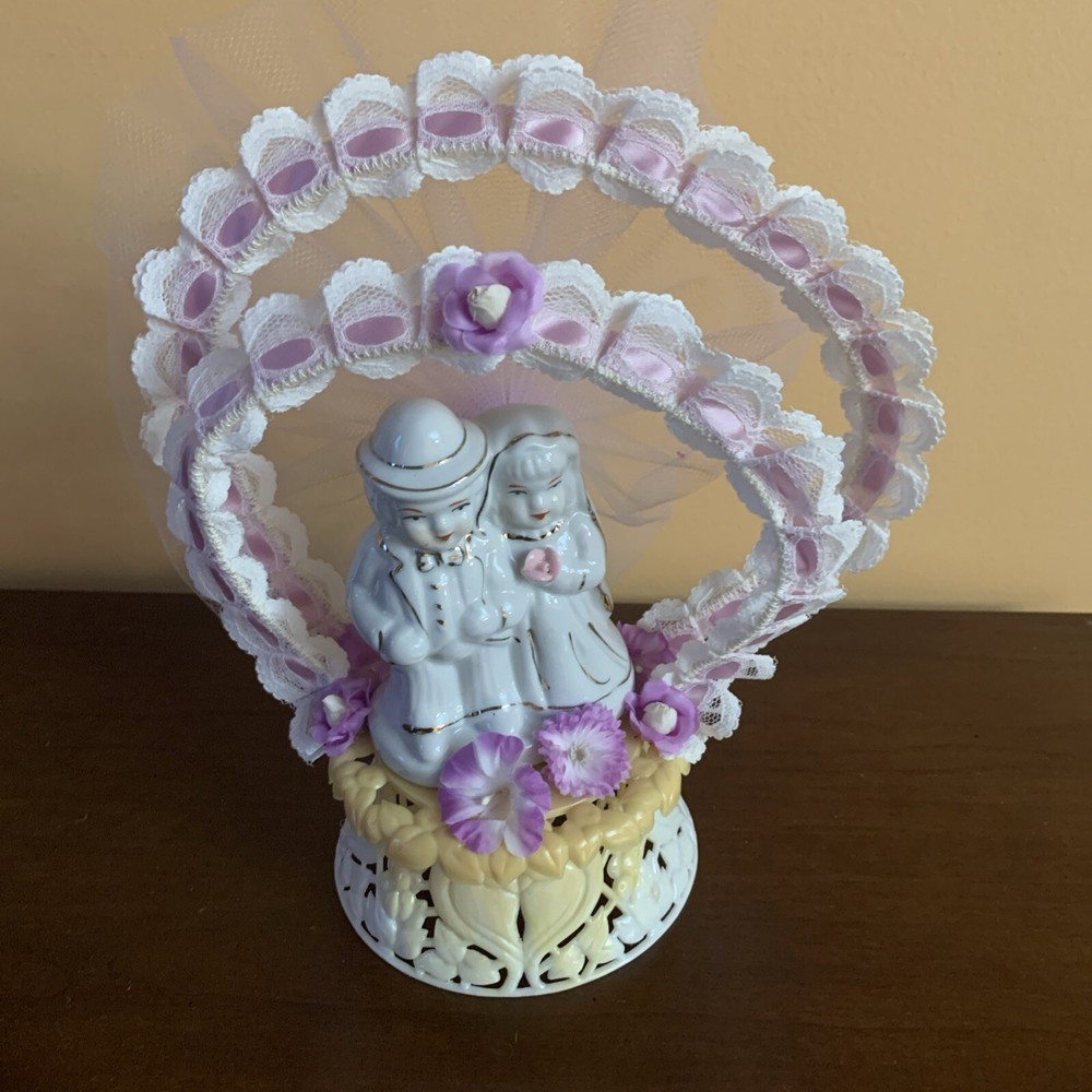 Vintage Glossy Bride And Groom With Pink Double Arches Wedding Cake Topper
