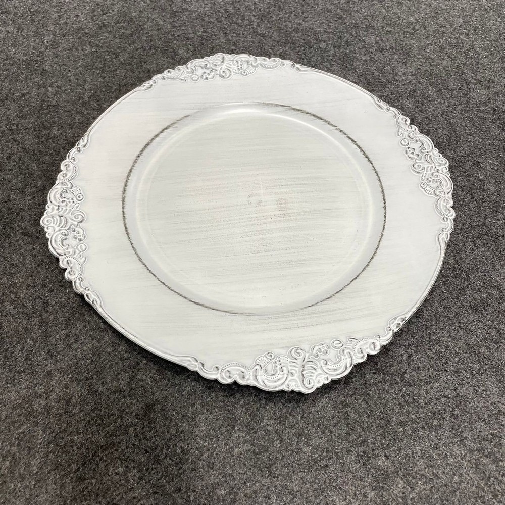 New Set of 4 American Atelier 13-in Polypropylene Charger Plates White/Antique
