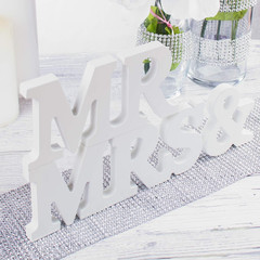 White Wooden Mr and Mrs Signs Wedding Present for Party Table Top Dinner Decorat