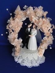 New Vintage Wilton MOONLIT SNOW Peach Wedding Cake Top, Black Suit # 114-205
