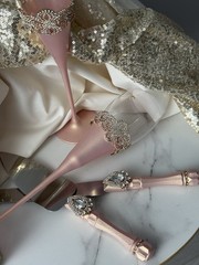 Rose Gold Wedding Champagne Toasting Flutes Cake Cutting Set Cake Knife Server