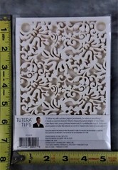 DAVID TUTERSA ILLUSION 15 PC PAPER PENNANTS #DTIL1134 NEW SEALED PACKAGE DARICE