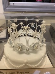 Wilton Crown Cake Topper With Pearls