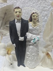 Vintage 1960’s Wedding Cake Topper Bride Groom Plastic Bell, Flower, Arch