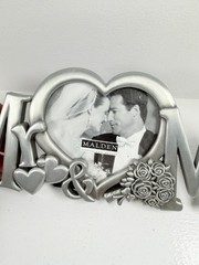 Silver WEDDING PICTURE FRAME MR & MRS metal Mantle Desk Shelf 8″ Malden Intl.