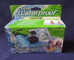 Fujifilm Quick Snap Waterproof 800 35mm Disposable Camera Use One Time Ex 07/25