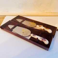 Royal Albert Bone China Pie Server – Old Country Roses, England