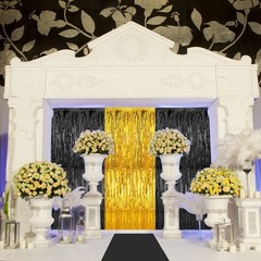 2.6×30 Feet Black Carpet Runner Aisle with Tinsel Tassel Curtains Set
