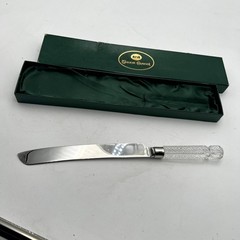 Tyrone Crystal Cake Knife Serrated Stainless Steel Textured Glass Handle w/ Box