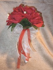 NEW Small Artificial 9 Red Rose Bridesmaid, Flower Girl, Clutch Toss Bouquet