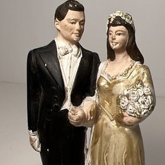 Vintage 1949 Wedding Cake Topper By Novelty Co Marblelike 5 3/8 X 2.5 Inches