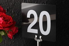 New Star Foodservice 23084 1-100 Double Side Plastic Table Numbers, 4″ x 4″