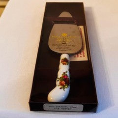 Royal Albert Bone China Pie Server – Old Country Roses, England