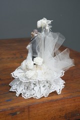 Vintage Bride Groom Wedding Cake Topper Sugar Sculpture Stand Lace Art Deco