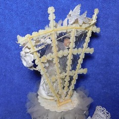 Vintage 1980 Coast Novelty Made in New Zealand Wedding Cake Topper with Trellis