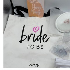 Miss To Mrs Bridal Bundle Bride To Be Tote Shirt Small Slippers Garter Set USED